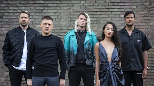 Eerbetoon Antonie Kamerling bezorgt Kris Kross Amsterdam hit