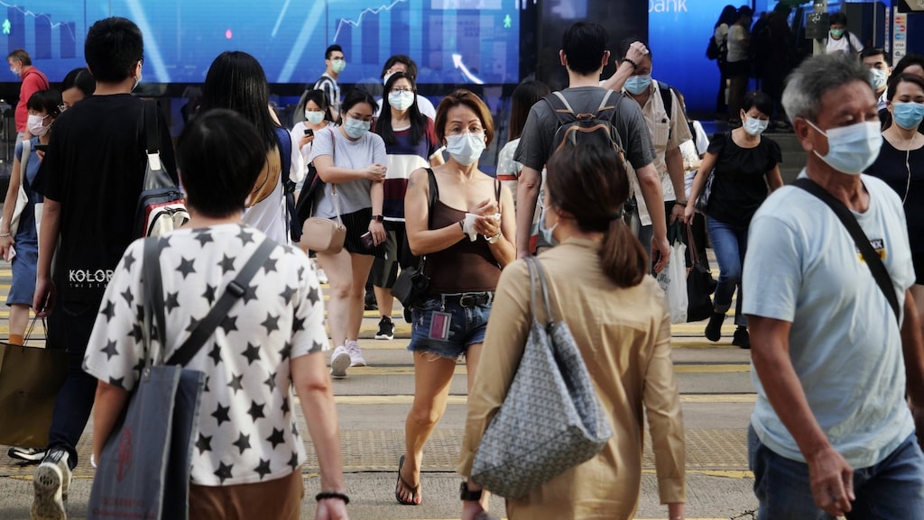 Hongkong stelt verkiezingen officieel uit door coronacrisis