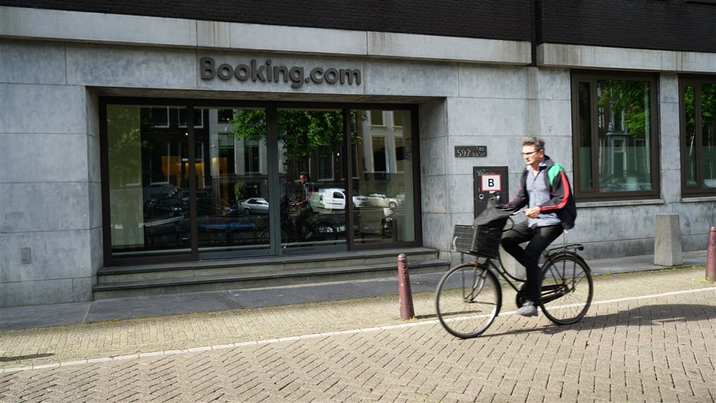 Booking.com wil kwart personeel ontslaan, ook ontslagen in Nederland