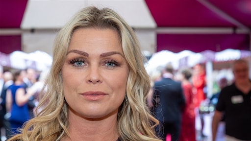 Bridget Maasland bedolven onder complimenten na nieuwe coupe