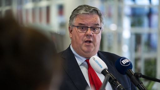 Burgemeesters: 'Opkomst zwaar illegaal vuurwerk moet worden aangepakt'