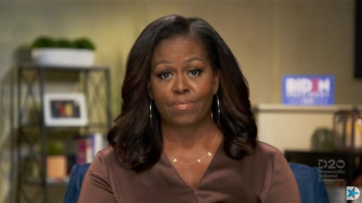 Michelle Obama haalt uit: 'Trump verkeerde president'