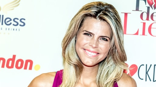 Kim Kötter deelt foto van luttele seconden na bevalling