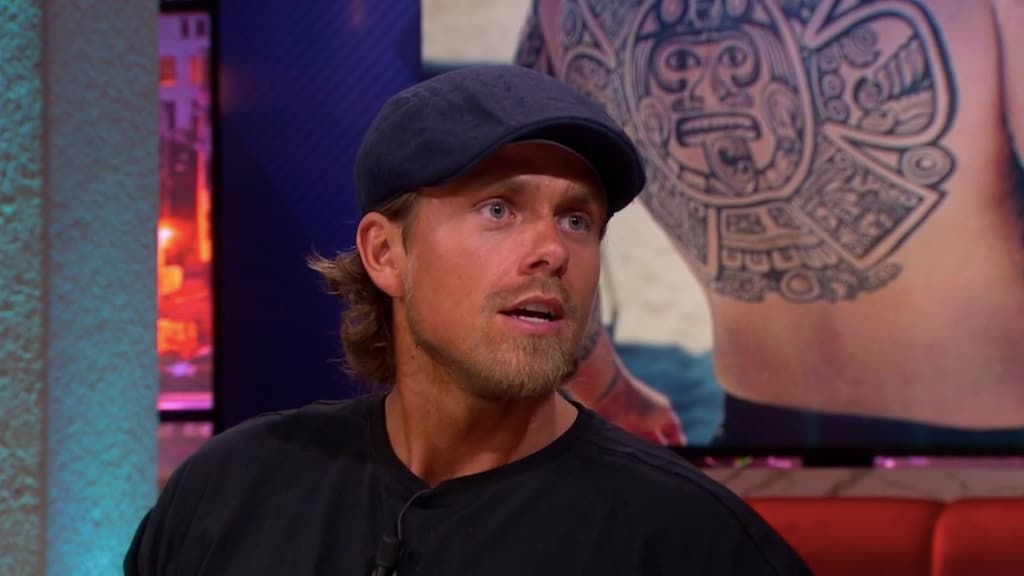 André Hazes: 'Had beter na moeten denken over brug-tatoeage'