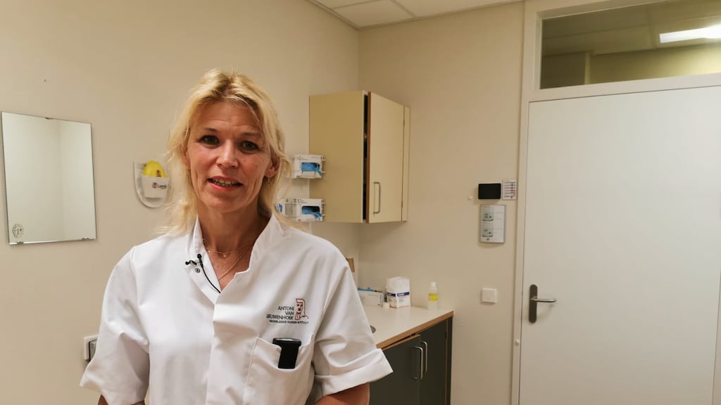 Aantal diagnoses borstkanker daalt sinds corona: 'Check jezelf'