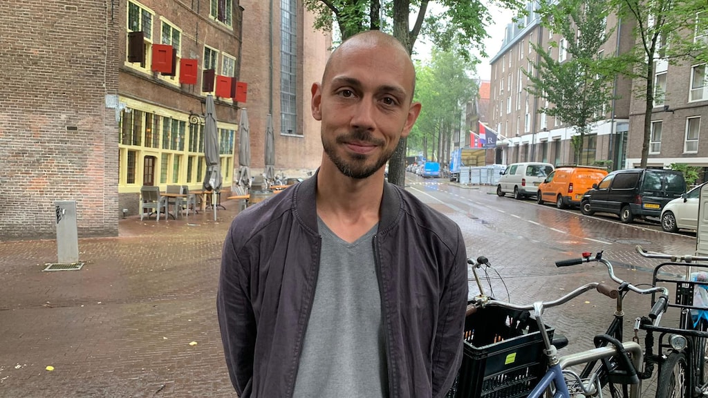 León deed vier jaar alsof hij studeerde maar was eigenlijk aan het gamen