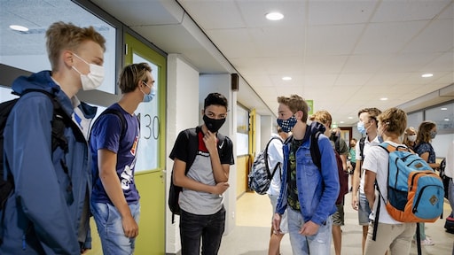 50.000 kinderen niet naar school door corona: 'Ik moet extra opletten'