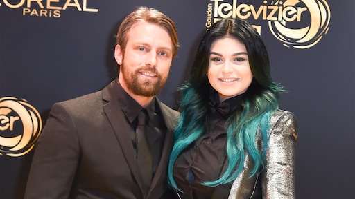 Ex-vriend Roxeanne Hazes te zien in Steenrijk, Straatarm