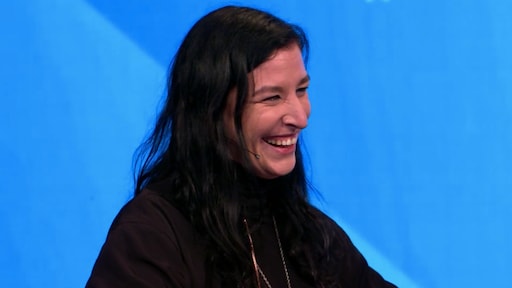 Ryanne van Dorst heeft lachers op de hand in Ranking the Stars