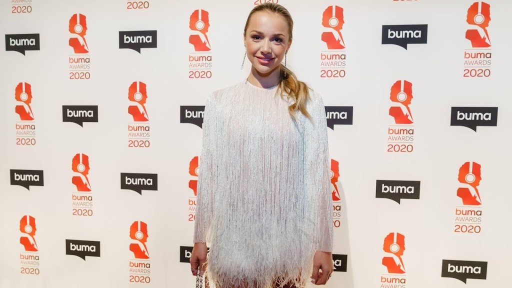 Emma Heesters niet bij Junior Songfestival vanwege corona