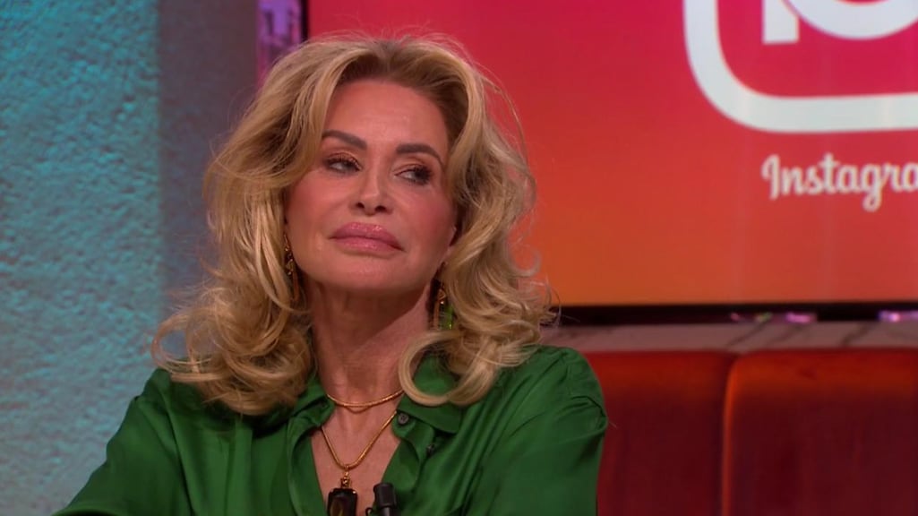 Connie Witteman oogst bakken kritiek na optreden in Jinek