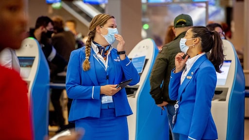 Ultimatum aan KLM-bonden: morgen akkoord met voorwaarden Hoekstra