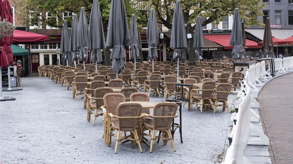 Nieuwe maatregelen: horeca weer dicht, koopavonden korter, mondkapje komt er