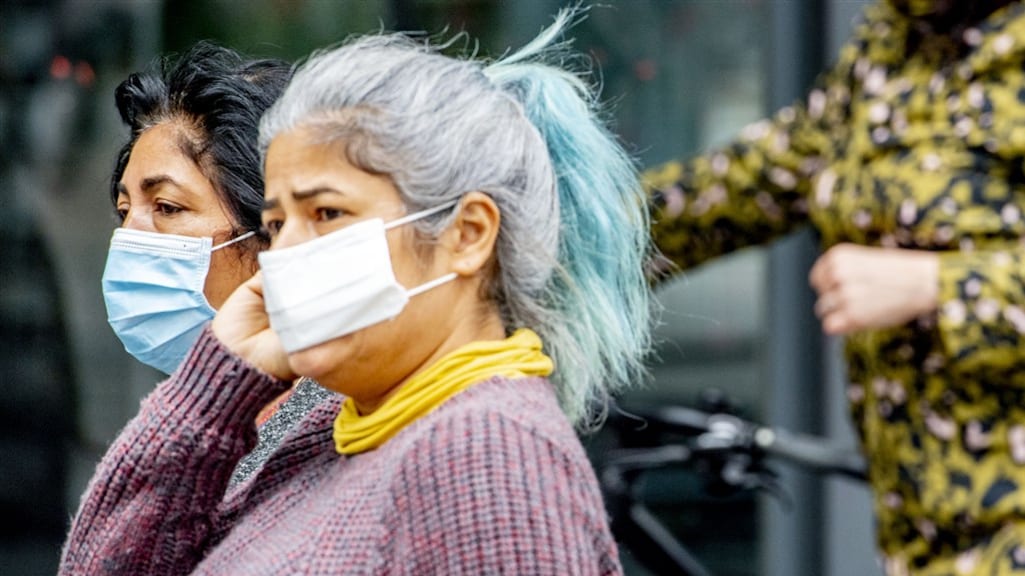 Mondkapjesadvies gaat meerderheid niet ver genoeg: 71 procent wil plicht
