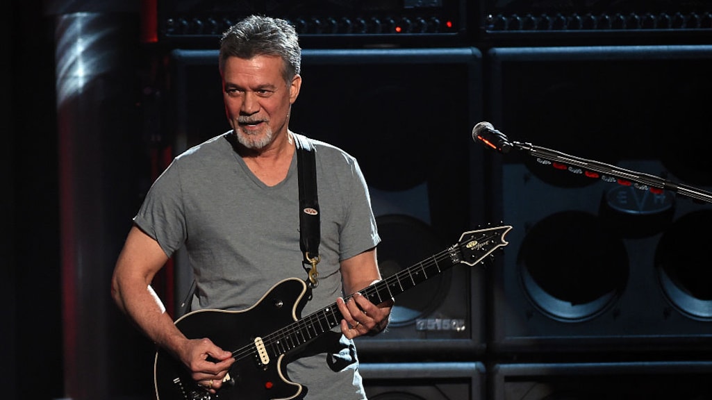 Zoon wil as van Eddie Van Halen uitstrooien op zee