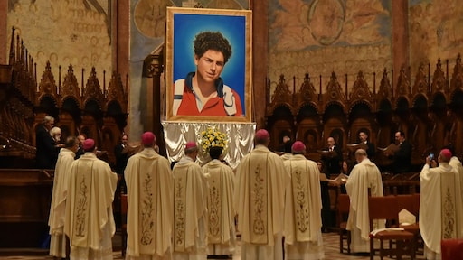 Paus verklaart 15-jarige 'patroonheilige van het internet' zalig