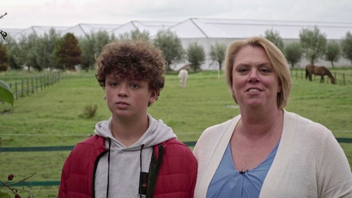 Moeder en zoon gooien alle eisen overboord in Voor Hetzelfde Geld