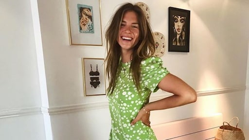 Maan brengt bijzonder eerbetoon aan opa en oma