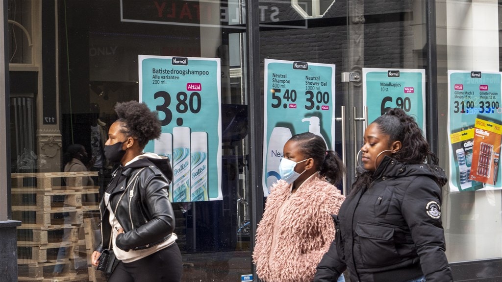 Mondkapjesplicht tegen corona: 'Op zijn vroegst half november'