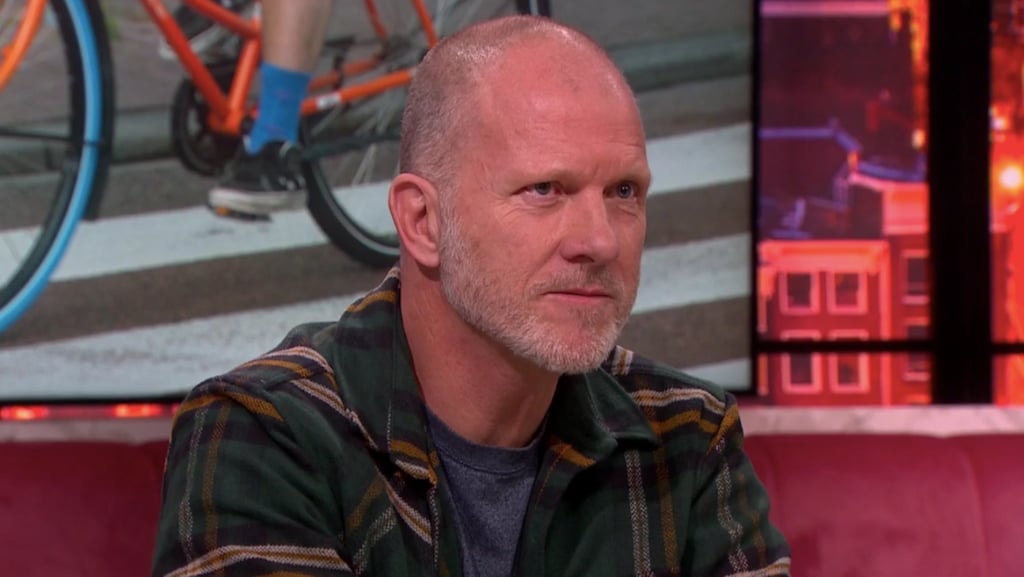 Kijkers Jinek ergeren zich groen en geel aan Maxim Hartman