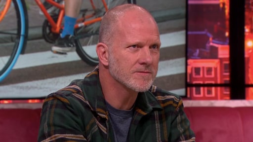 Kijkers Jinek ergeren zich groen en geel aan Maxim Hartman