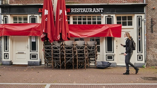 Notitie Economische Zaken: opening horeca leidt tot minder besmettingen
