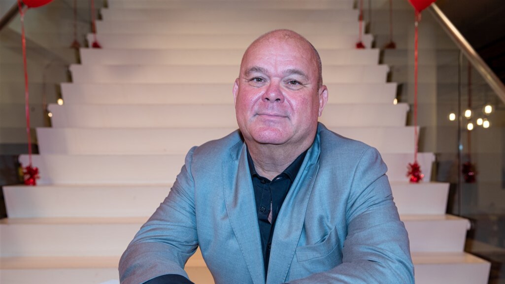 Vader van Paul de Leeuw overleden op 88-jarige leeftijd