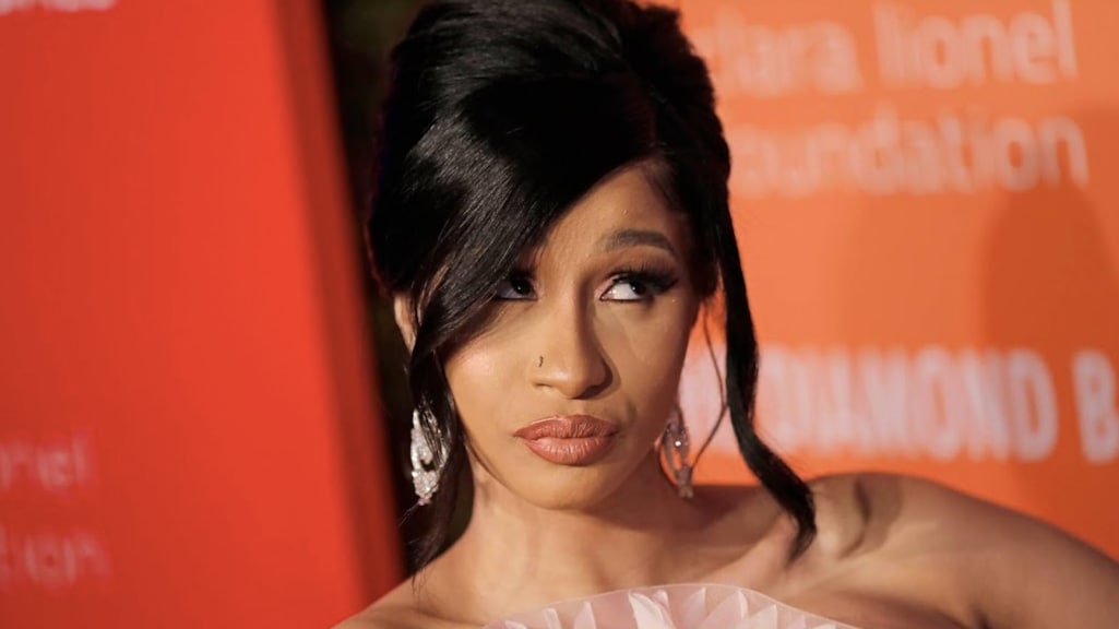 Cardi B verwijdert Twitter na kritiek op hereniging met Offset