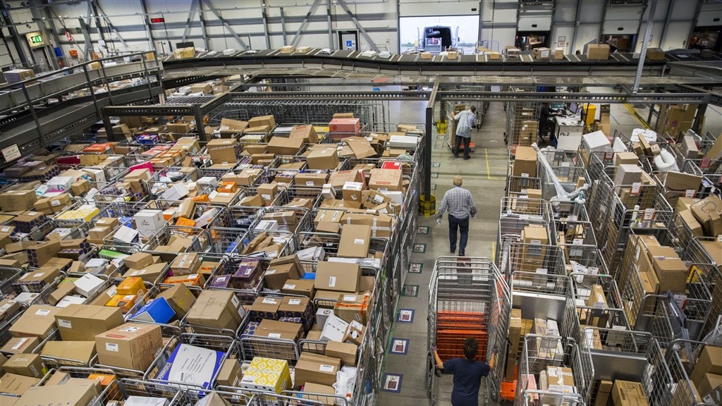 PostNL rekent piektoeslag aan webshops voor decemberdrukte