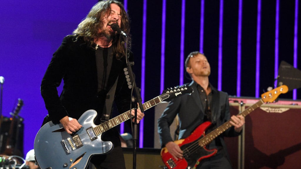 Foo Fighters sluiten zich ook aan bij benefietconcert Joe Biden