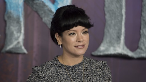 Lily Allen haalt uit naar 'bezorgde' bodyshamers: 'Hoe durf je?'