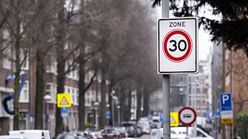 Kamer wil maximumsnelheid van 30 kilometer per uur in bebouwde kom