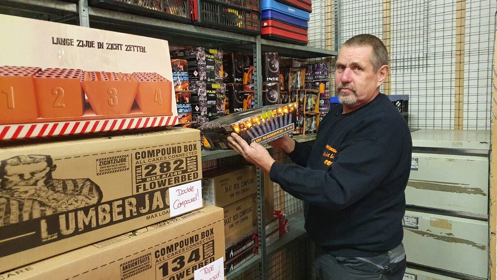 Tijdelijk vuurwerkverbod moet druk op zorg verlichten: 'Dat wordt oorlog op straat'