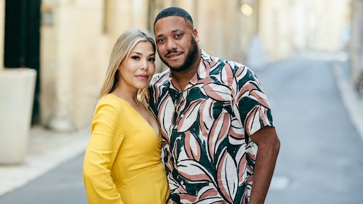 Gulcin en Sorelis van Temptation nemen het op voor Sonny