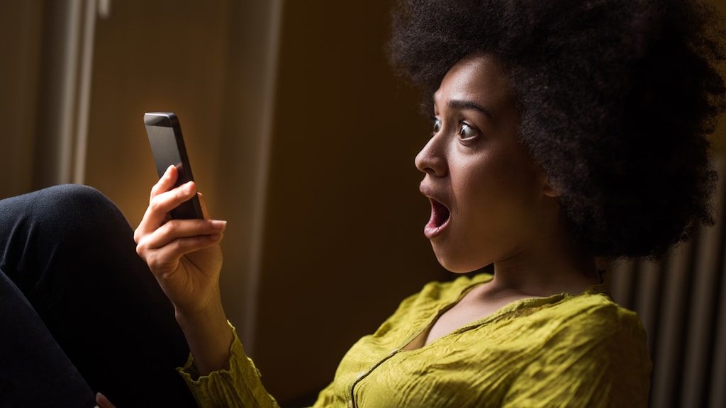 Julie: 'Hij stuurt me steeds foto’s van wat zijn apparaat allemaal kan'