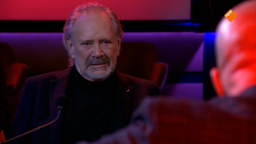 Intiem optreden Rob de Nijs bij Op1 gaat volledig viral