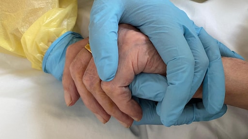 Miranda kan nooit meer 'normaal' afscheid nemen van haar vader