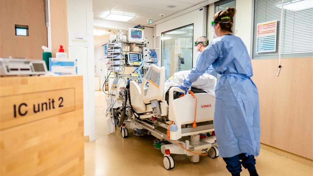 Ziekenhuizen blij met snellere vaccinatie: 'Fantastisch nieuws'