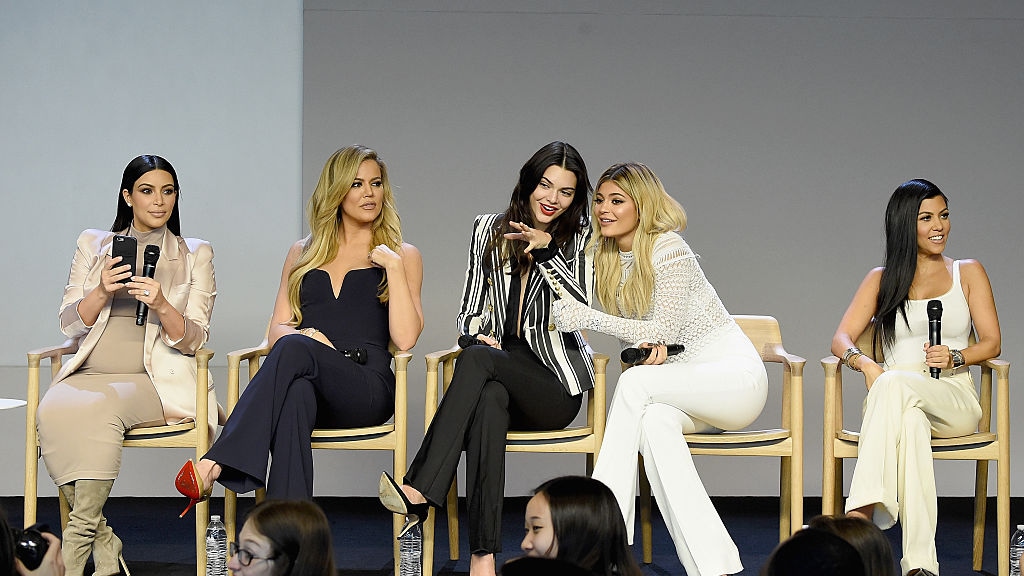 Zó luxe en overdadig vieren de Kardashians Thanksgiving