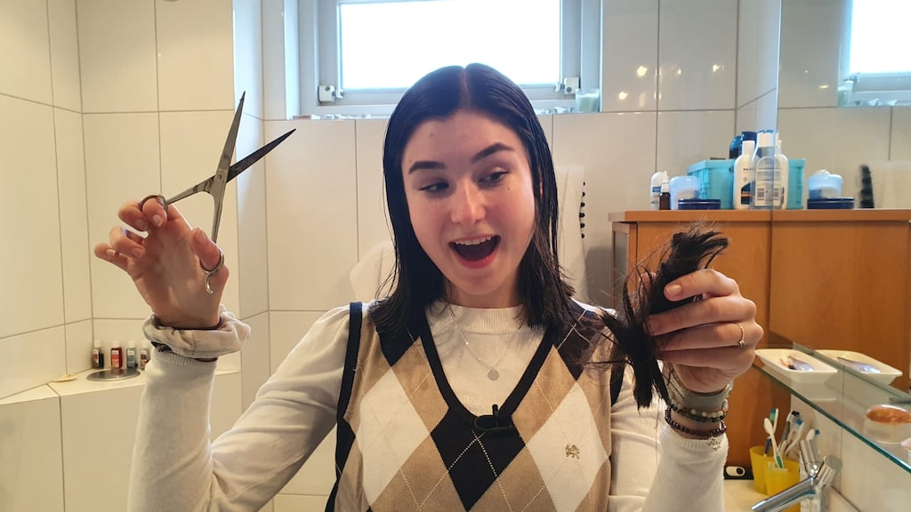 Zelf je haar knippen: 'Zorg voor een goede tutorial en kappersschaar'