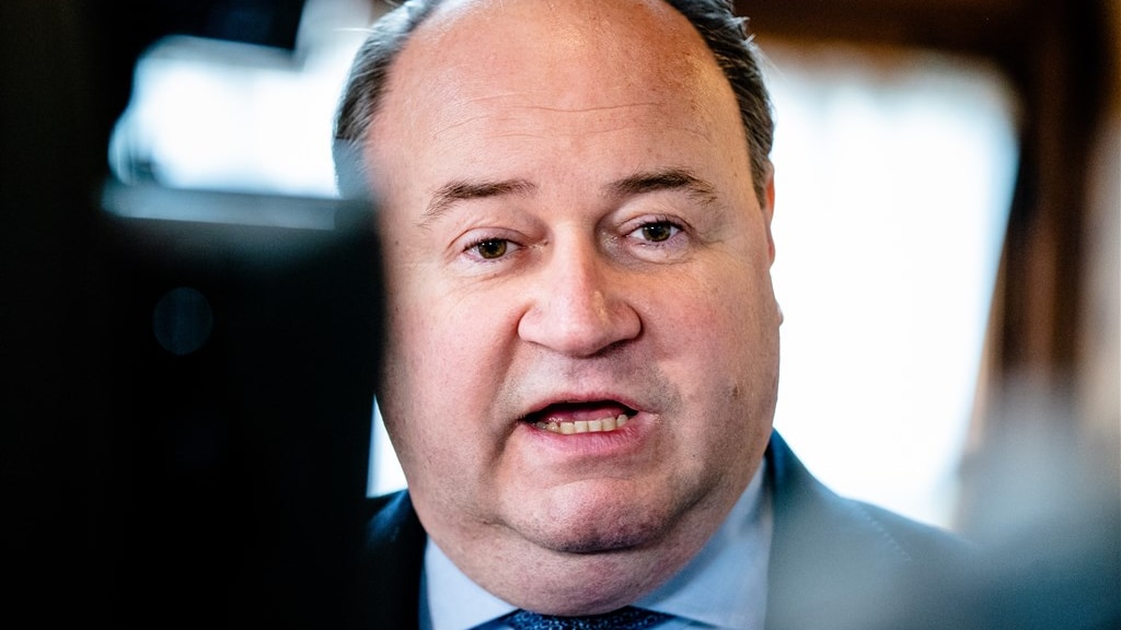 FvD-oprichter Otten aast op zetel Hiddema: 'Handen jeuken'