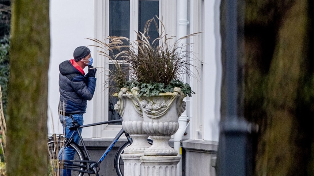 Ingewijden: 'Nauwelijks versoepelingen met kerst'