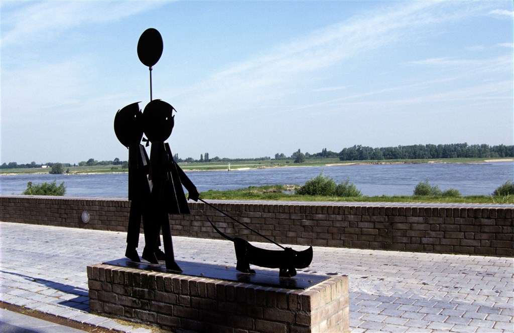 Standbeeld Jip en Janneke plotseling verdwenen uit Zaltbommel
