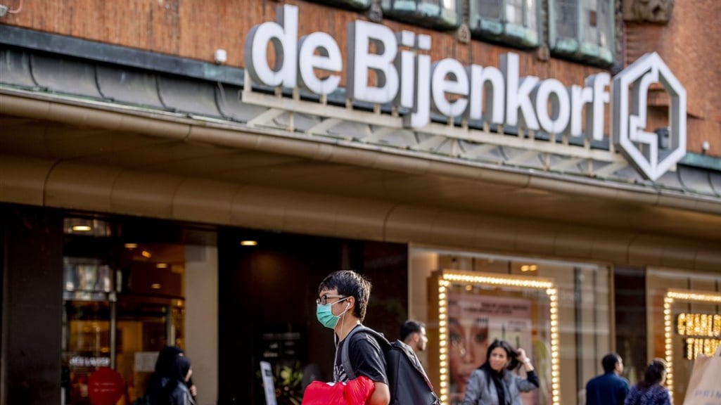 Moederbedrijf Selfridges schiet De Bijenkorf te hulp met 44 miljoen