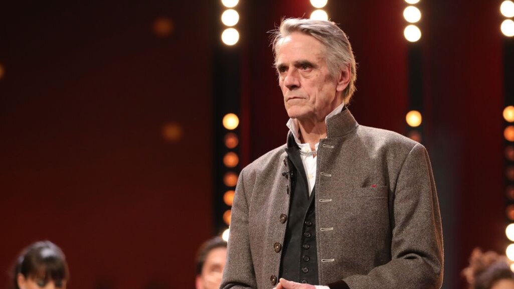Jeremy Irons is nieuwe naam in Gucci-film met Lady Gaga