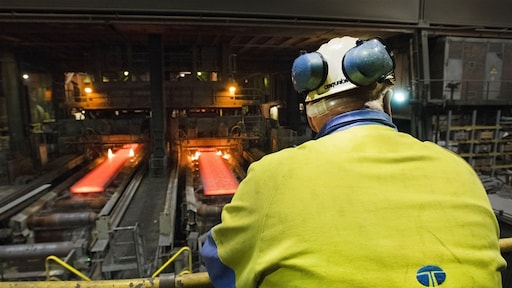 Tata Steel steekt 300 miljoen in extra milieumaatregelen