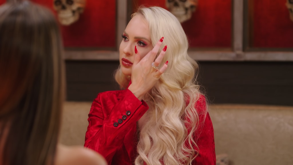 Christine niet welkom op huwelijk Selling Sunset-collega Heather