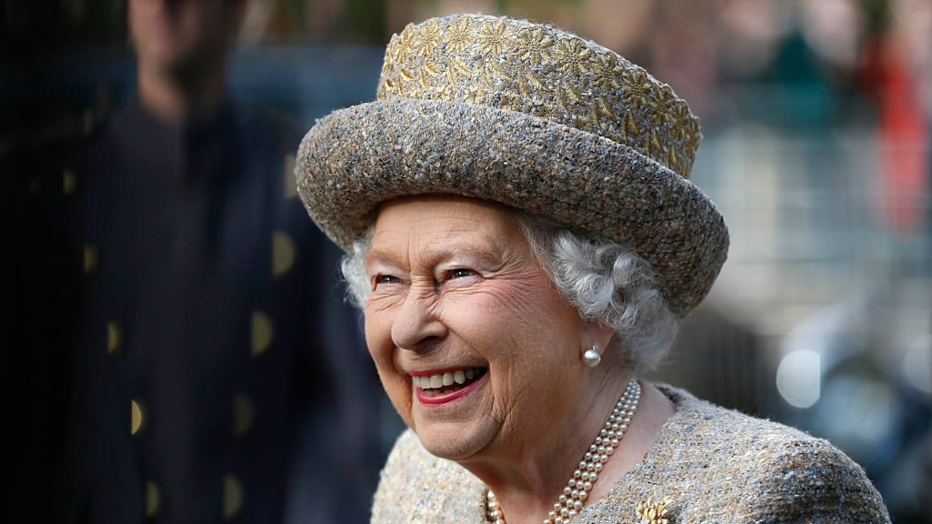 Queen Elizabeth wordt voor negende keer overgrootmoeder