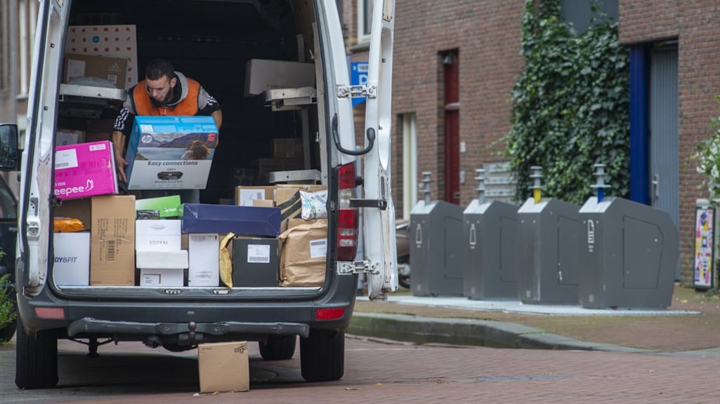 Pakketjesoverload in Nederland: krijgen we onze bestelde kerstcadeautjes nog op tijd?