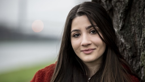 Hanin uit The Voice moest vluchten: 'IS zat 8 kilometer verderop'